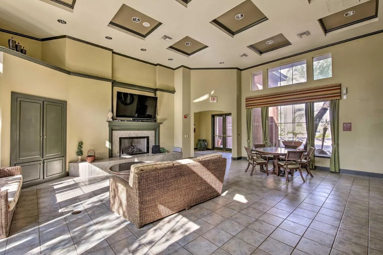 Red Rox Phoenix Condo With Patio About 3 Mi To Airport 0*,  USA