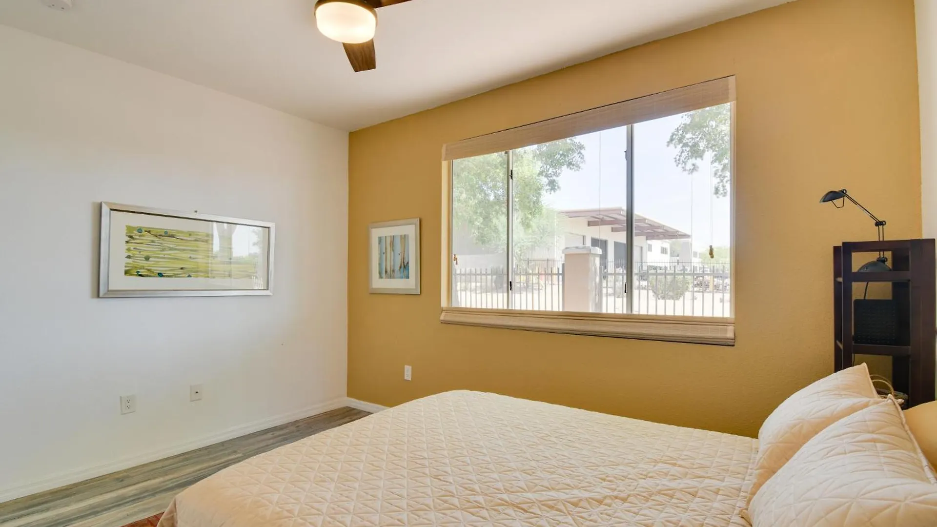 Apartment Red Rox Phoenix Condo With Patio About 3 Mi To Airport USA