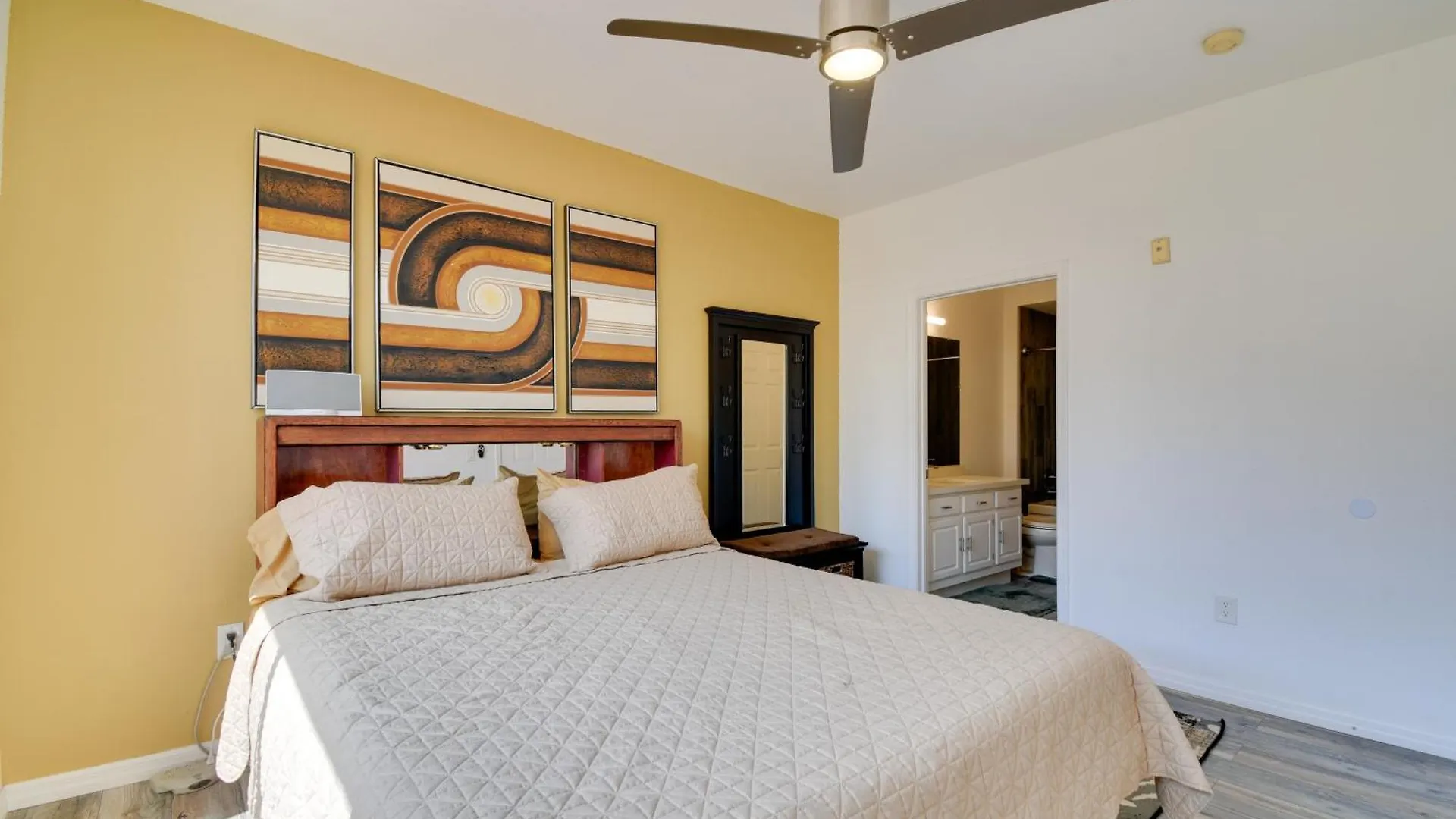 Apartment Red Rox Phoenix Condo With Patio About 3 Mi To Airport USA